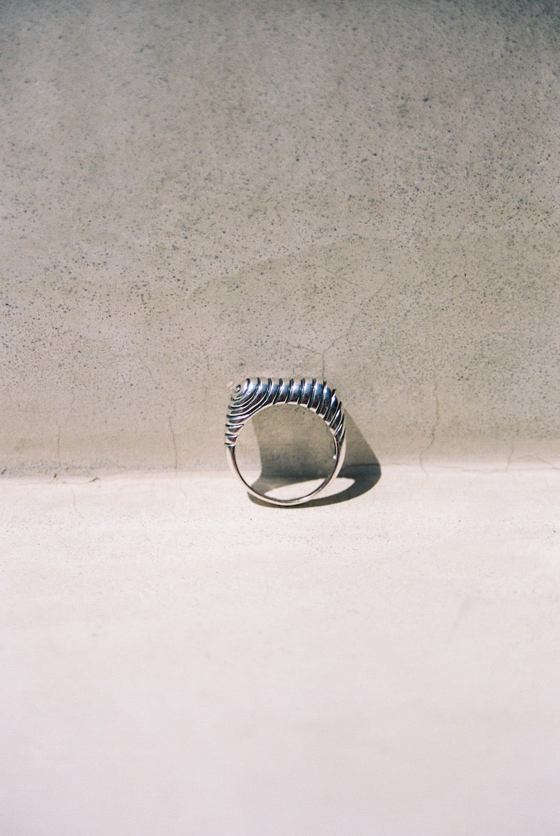 Vintage 2000s Sterling Silver Carved Ring