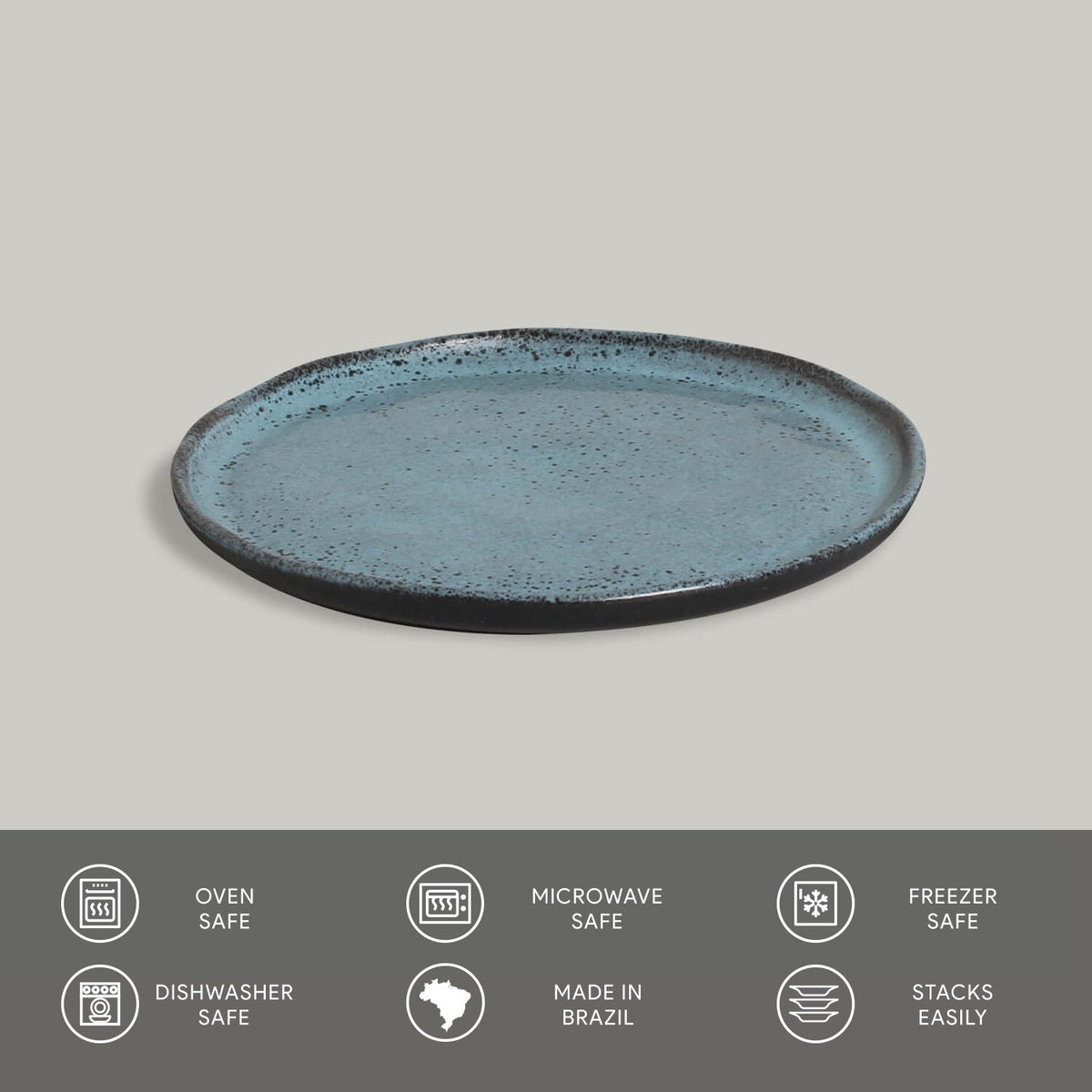 Blue ceramic plate on a gray background with safety and feature icons at the bottom.