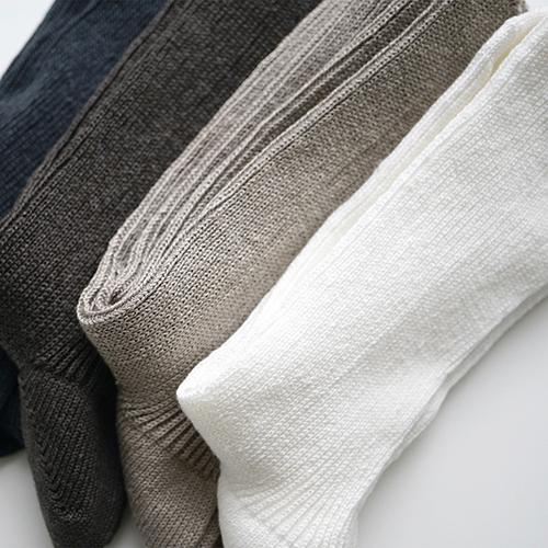 Nishiguchi Kutsushita Linen Ribbed Socks Off White