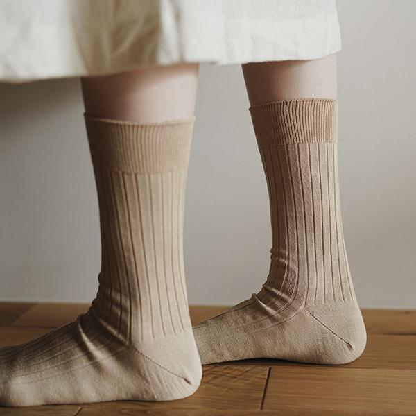 Nishiguchi Kutsushita Silk Cotton ribbed Socks Beige